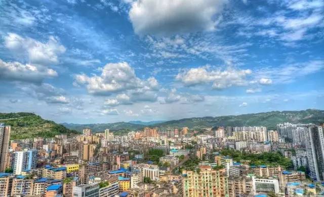 四川，古老与现代交融的绚丽胜地